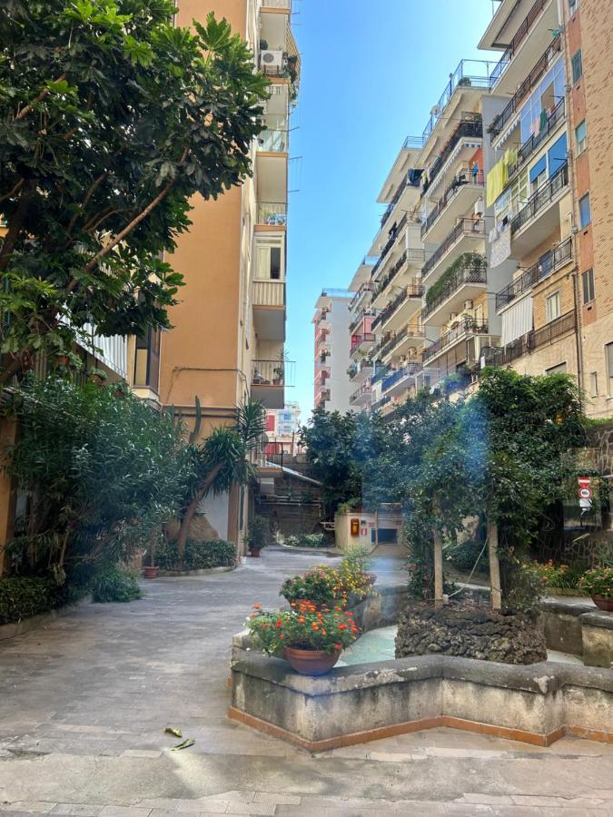 Vomero Suite And Deluxe Room B&B Napoli Eksteriør bilde