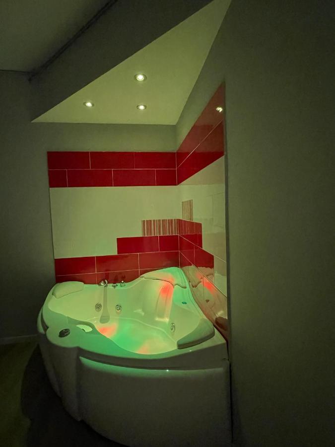 Vomero Suite And Deluxe Room B&B Napoli Eksteriør bilde