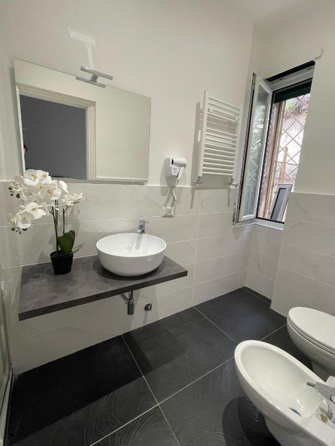 Vomero Suite And Deluxe Room B&B Napoli Eksteriør bilde