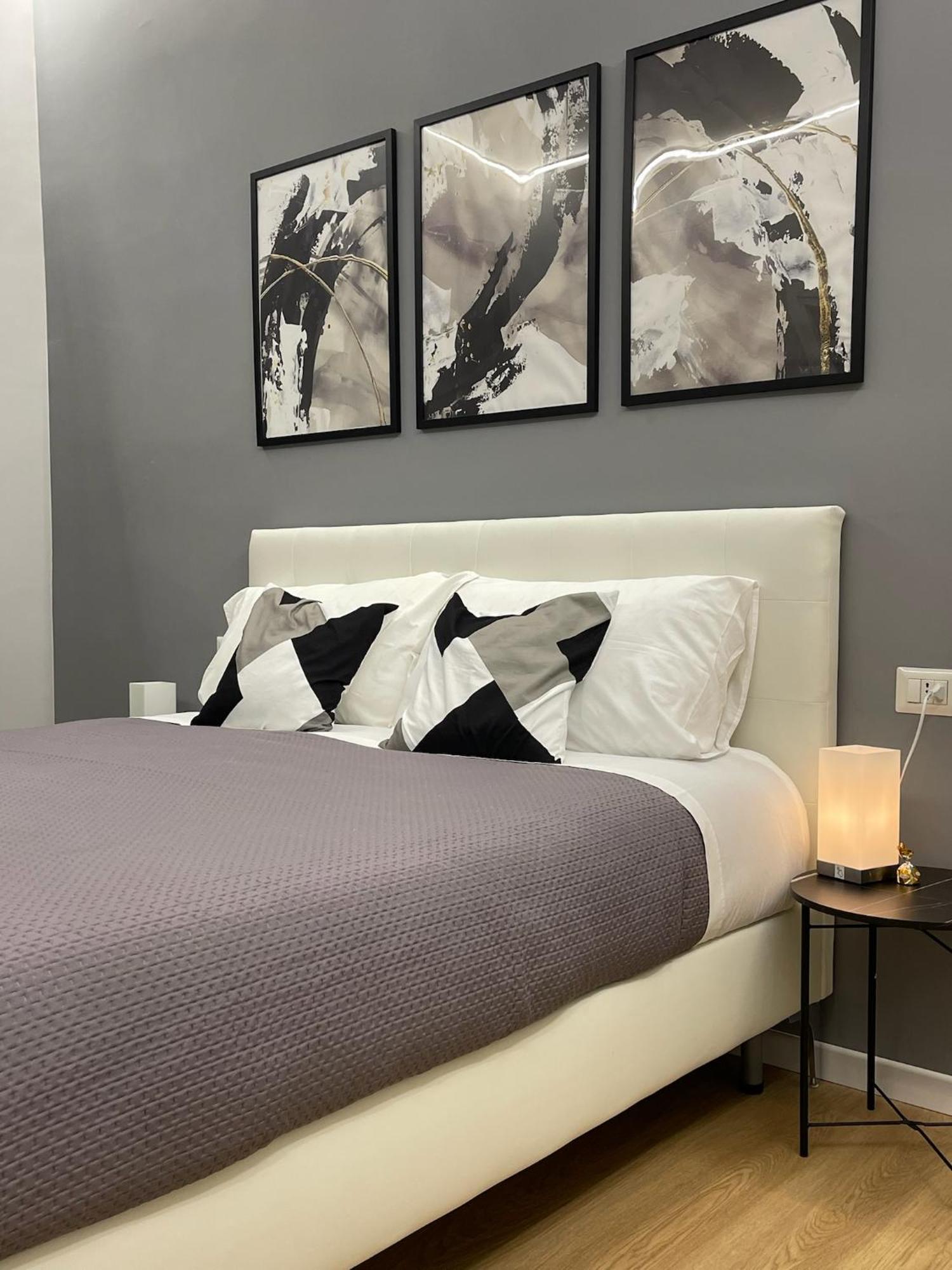 Vomero Suite And Deluxe Room B&B Napoli Eksteriør bilde