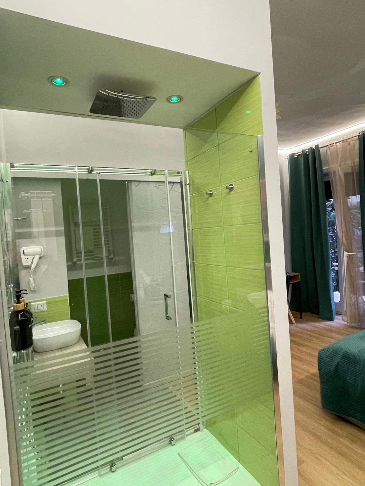 Vomero Suite And Deluxe Room B&B Napoli Eksteriør bilde