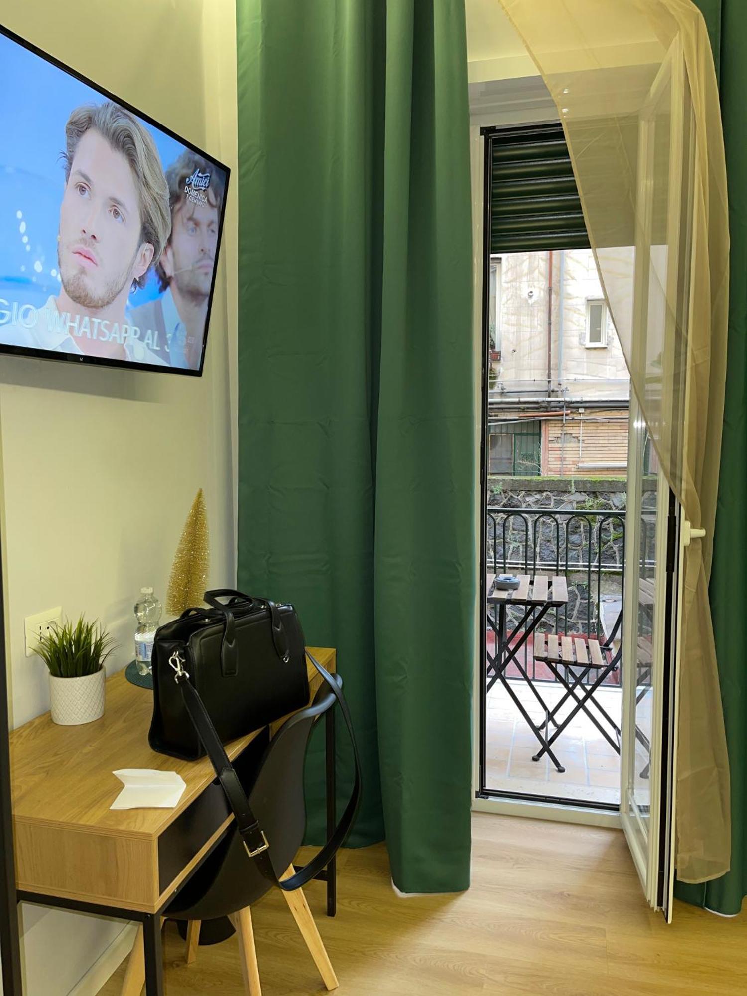 Vomero Suite And Deluxe Room B&B Napoli Eksteriør bilde